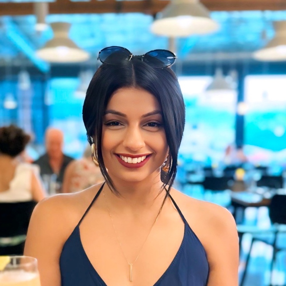 Meet your Posher, Nikita